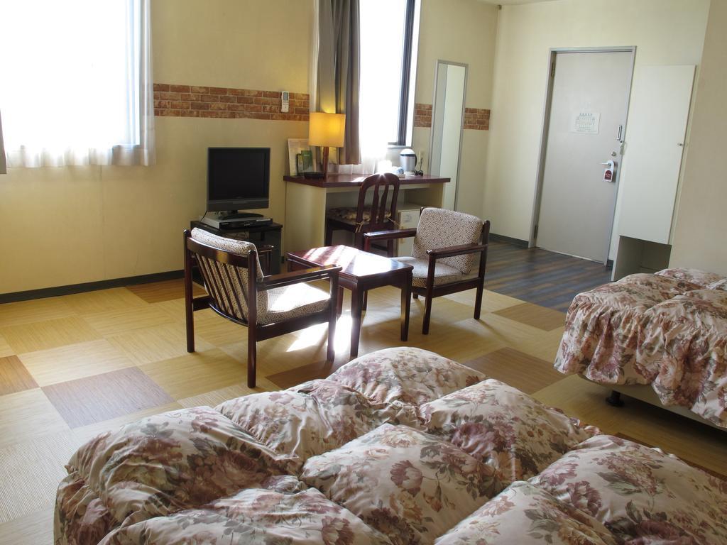 Hotel Platon Chikuma Buitenkant foto